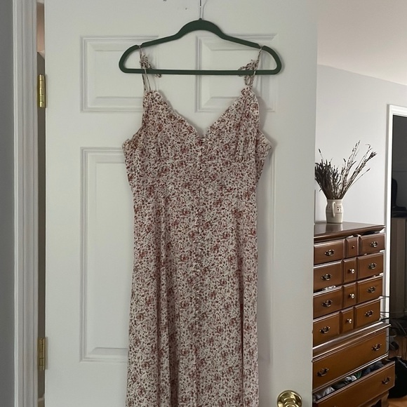 Dresses & Skirts - Adored Vintage midi length tea dress